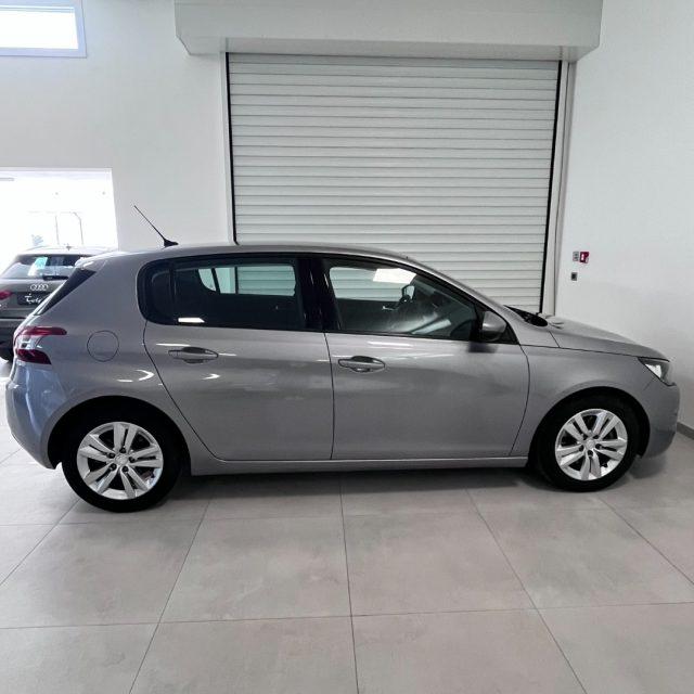 PEUGEOT 308 BlueHDi 150 S&S EAT6 Business