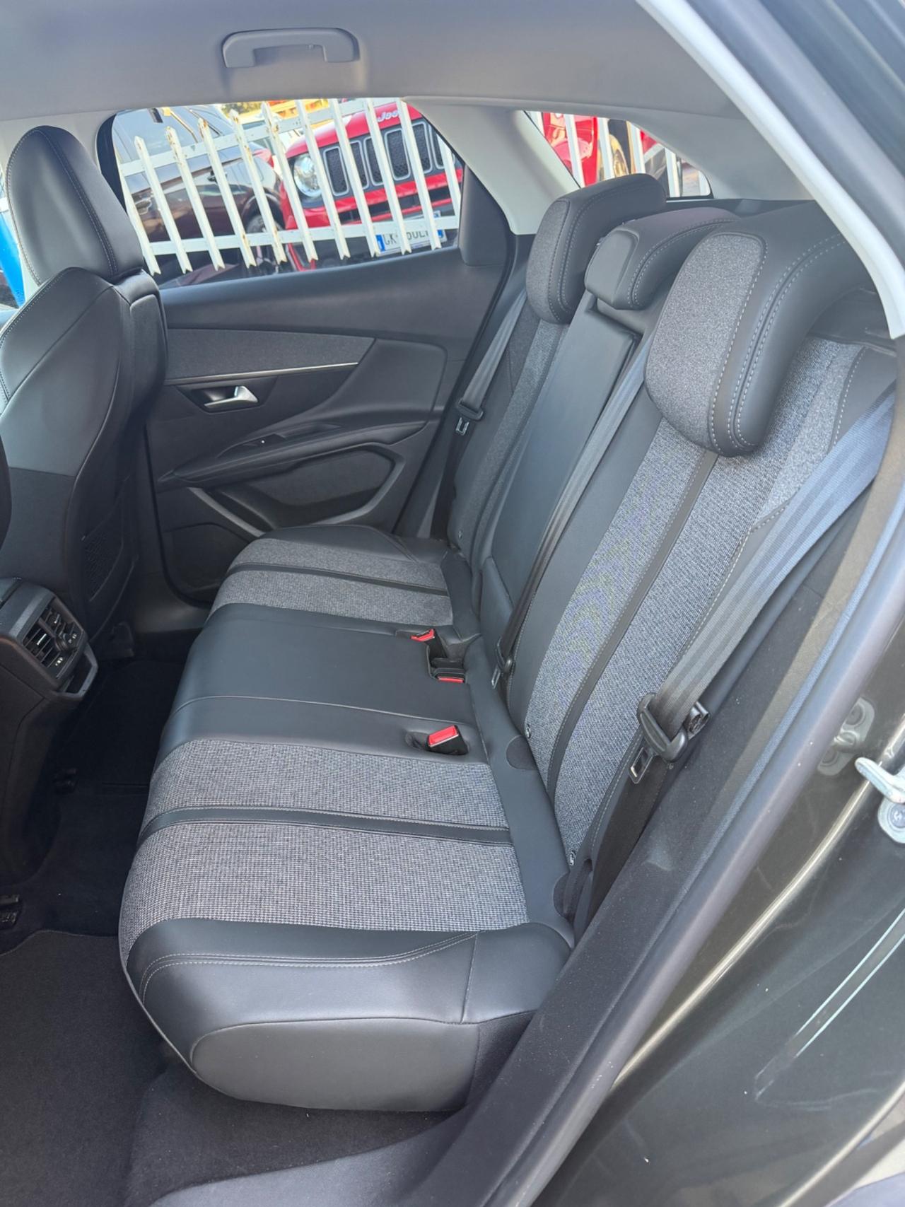 Peugeot 3008 1.5 BlueHDi 130 Allure 2020