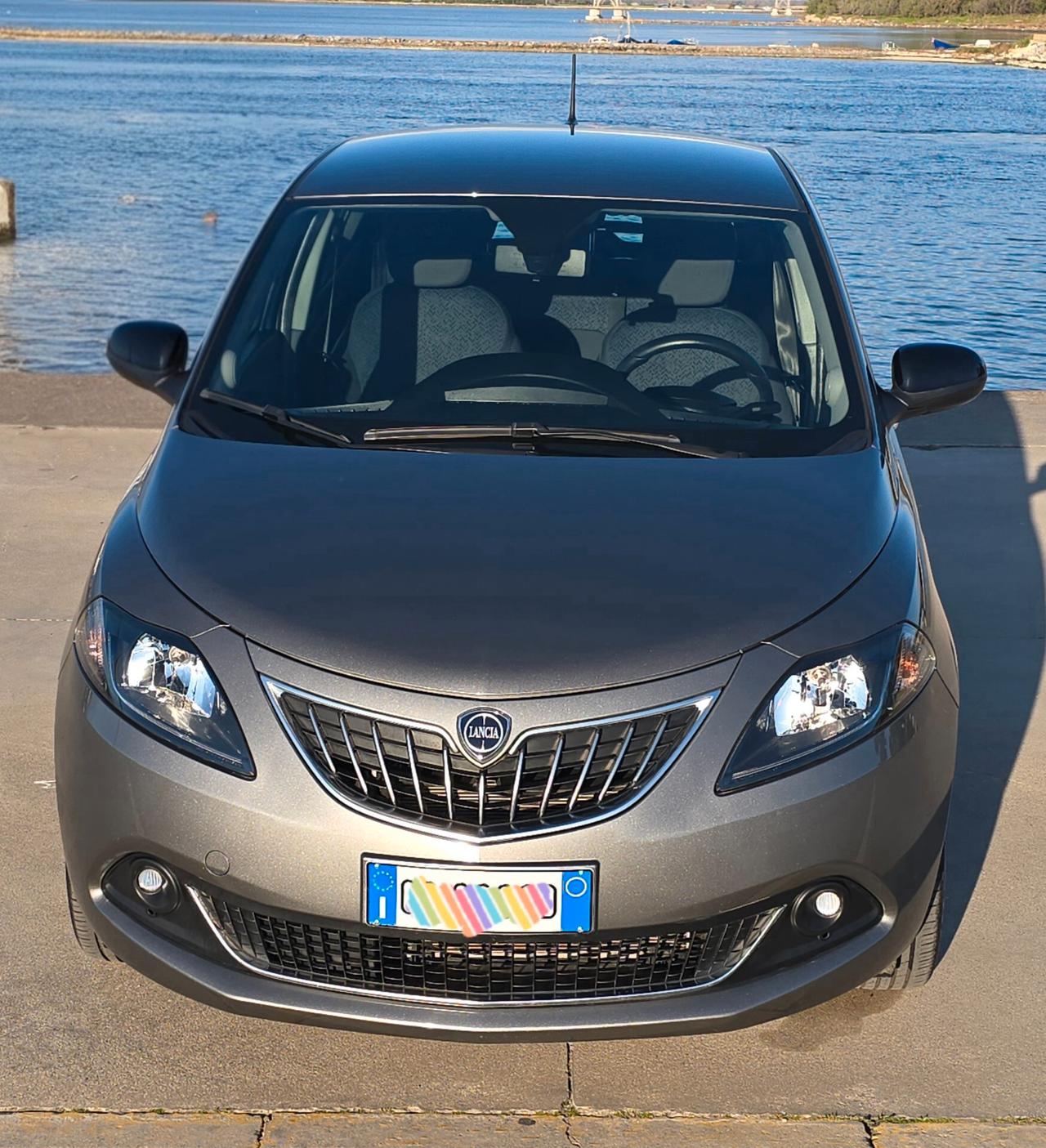 Lancia Ypsilon 1.0 FireFly 5 porte S&S Hybrid Gold
