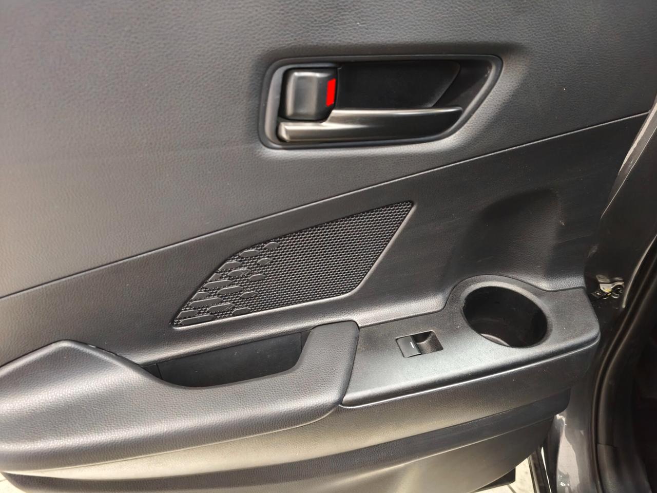 Toyota C-HR 1.8 HV Trend