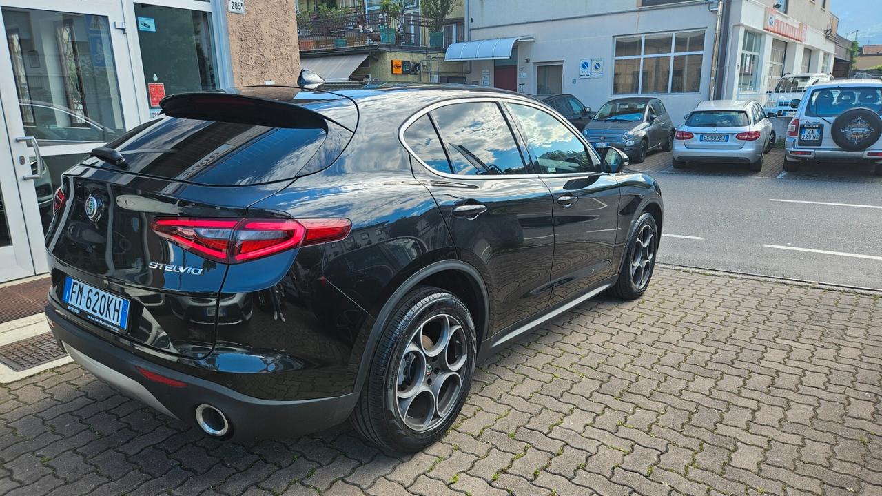 Alfa Romeo Stelvio 2.2 t Executive Q4 210cv auto PELLE-CAM-CERCHI 19