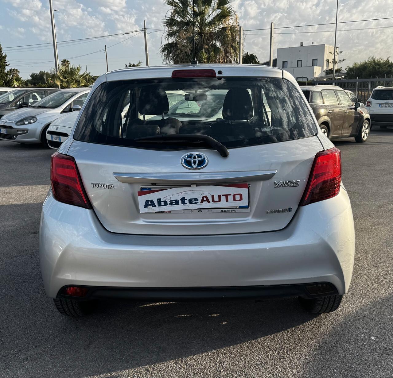 Toyota Yaris 1.5 Hybrid 5 porte Business