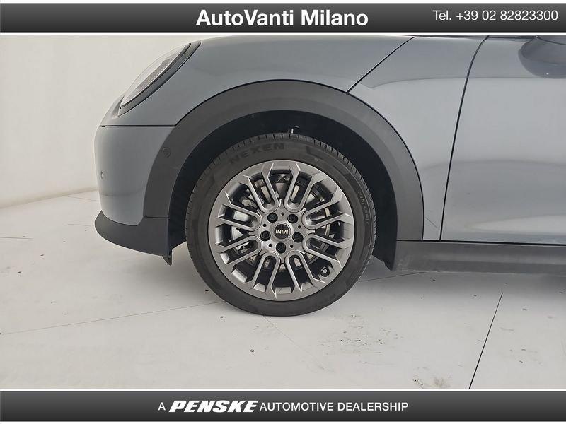 MINI Mini Mini Cooper C Cabrio 2.0 Favoured