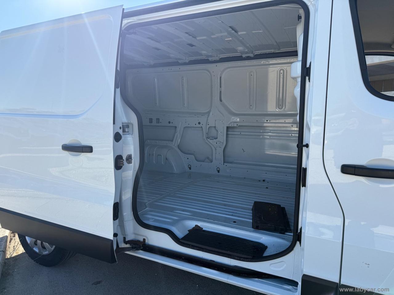 Vivaro 29 1.6CDTI 120 PL-TN Furg.Essent.