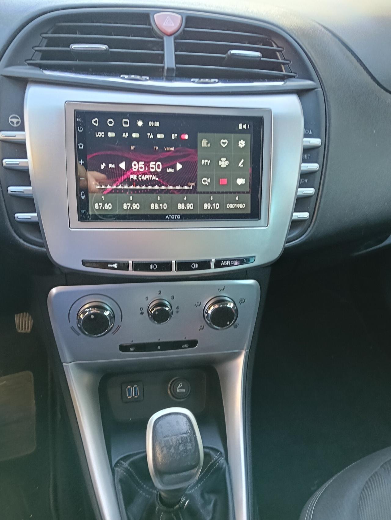 Lancia Delta 1.6 MJT DPF Argento