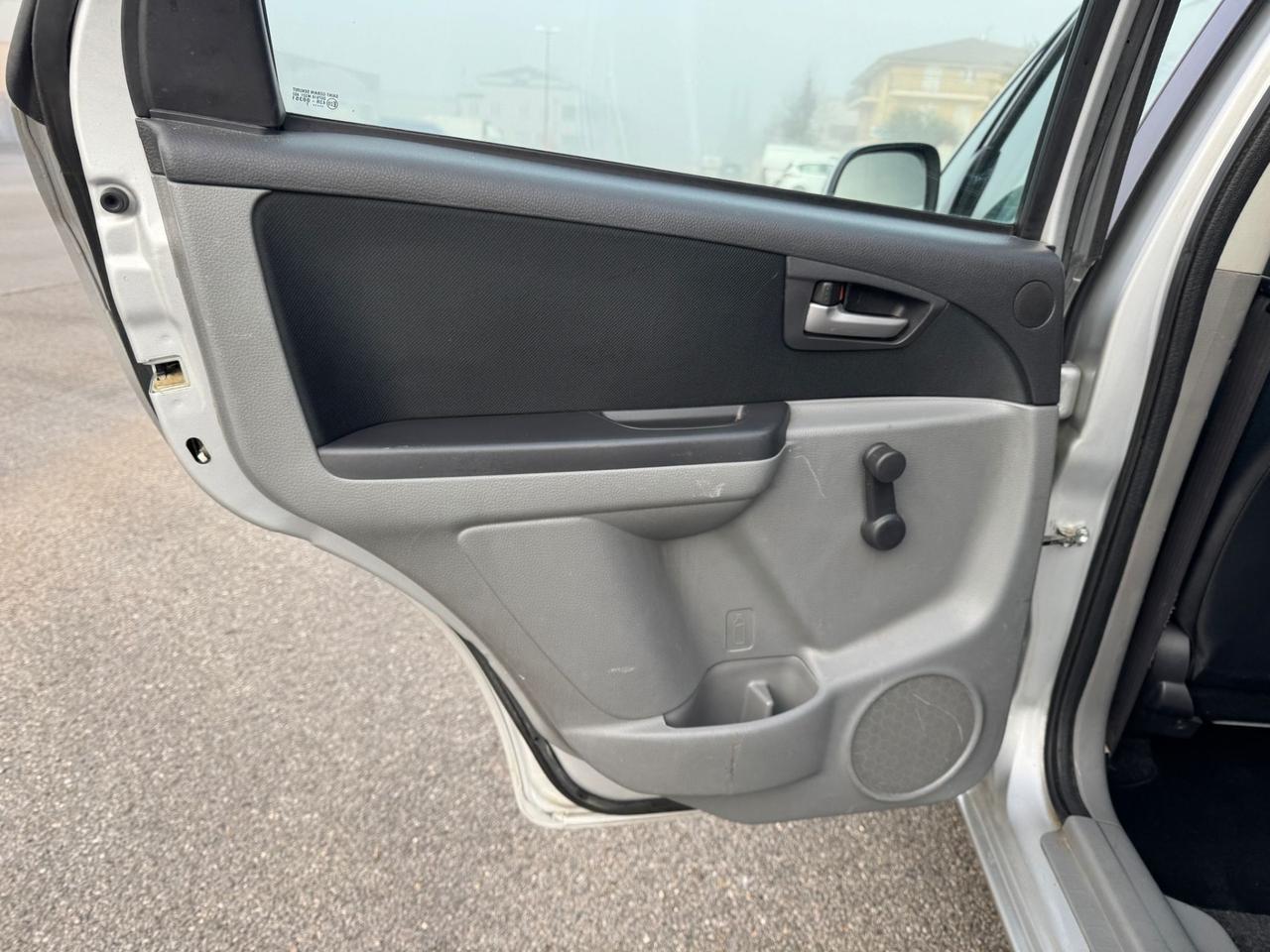 Suzuki SX4 1.6 DDiS 16V Urban Line