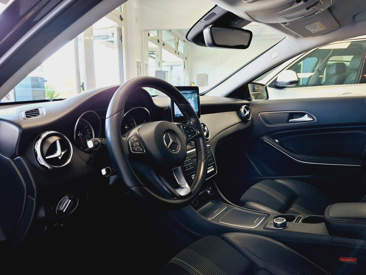 Mercedes-benz GLA 200 GLA 200 d Automatic Sport