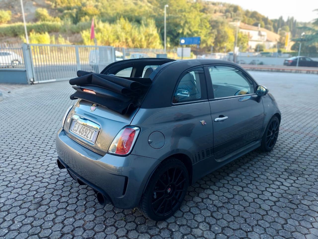 Abarth 500 C 1.4 Turbo T-Jet Cabrio