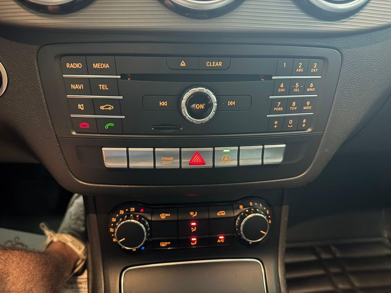 Mercedes-benz B 180 B 180 d Automatic Premium