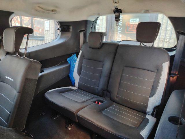 DACIA Lodgy Stepway 1.5 Blue dCi 8V 115CV 7 POSTI / E 6D-TEMP