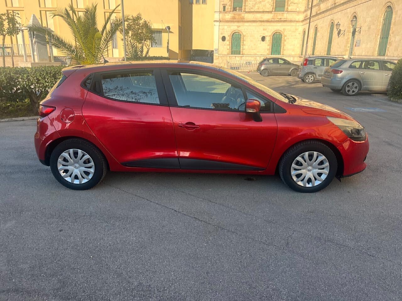 Renault Clio 1.5 dCi 8V 75CV 5 p. NeoPatentati