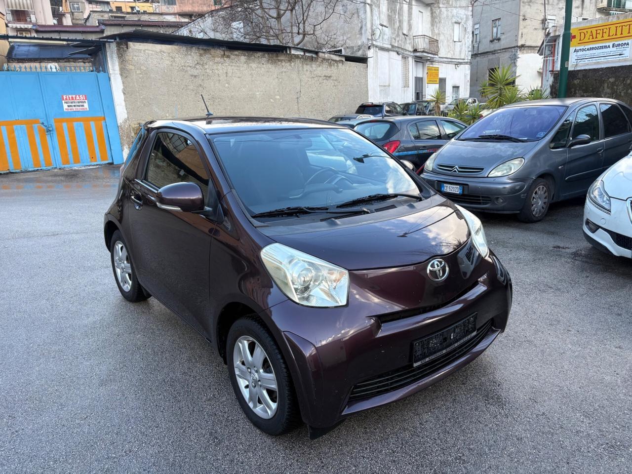 Toyota iQ 1.0