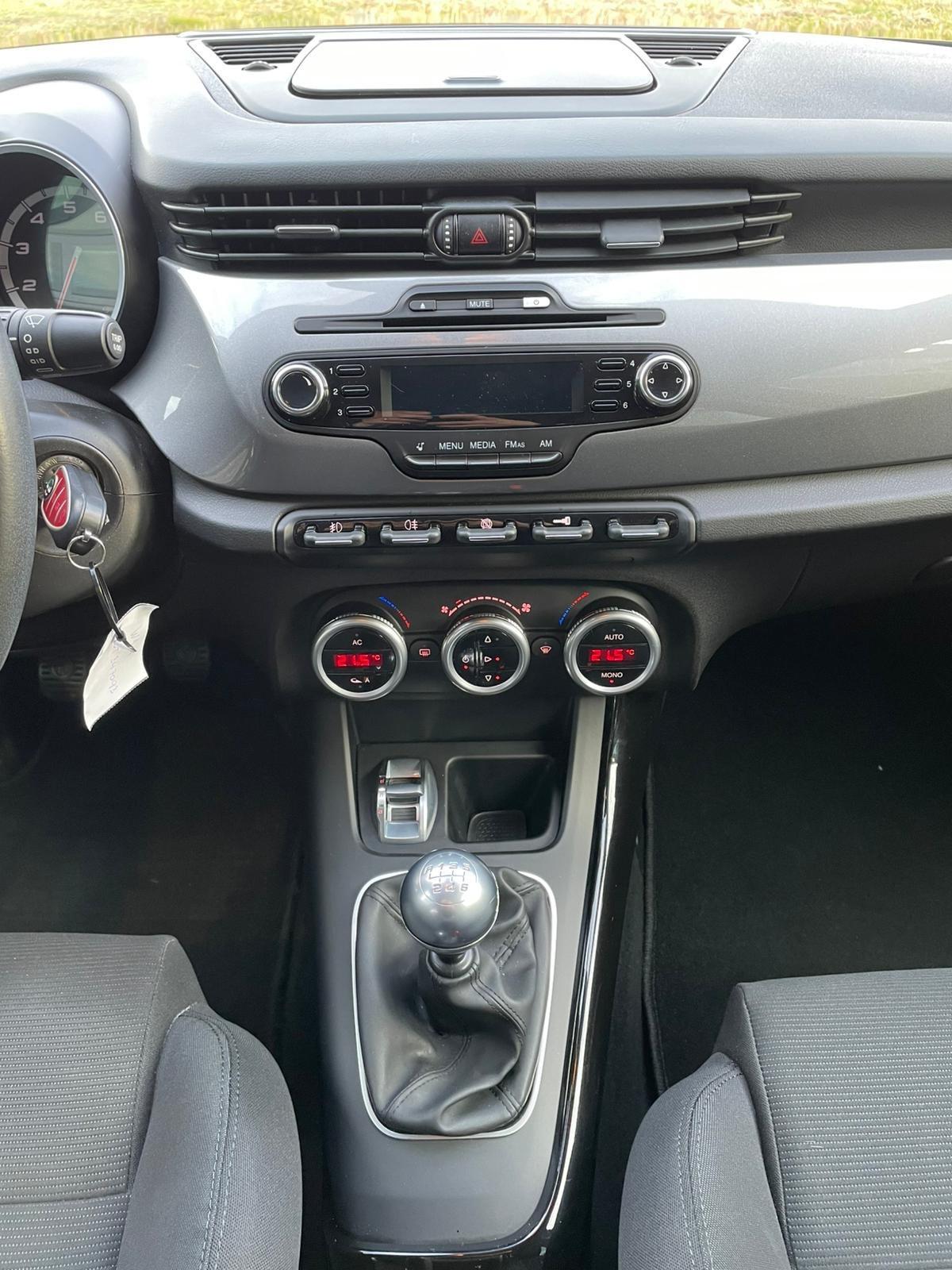 Alfa Romeo Giulietta 1.4 Turbo 120 CV Neopatentati