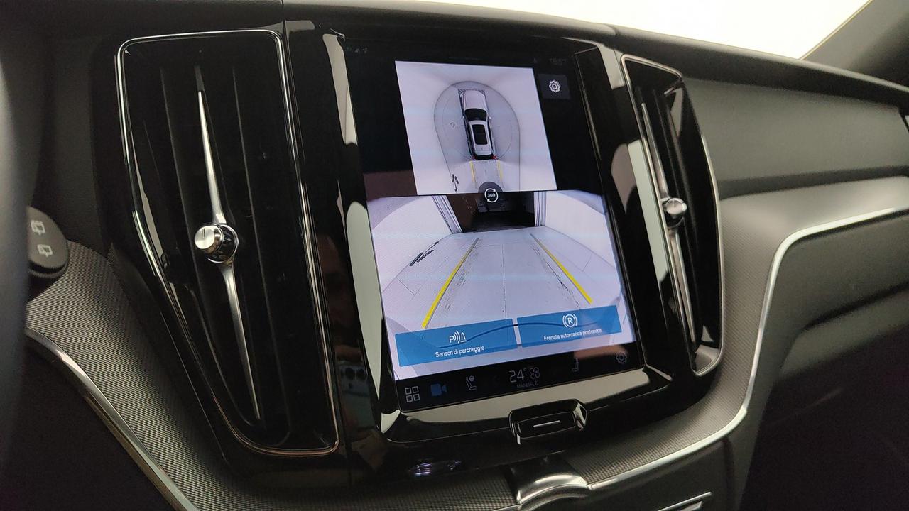 VOLVO XC60 2.0 t6 phev Plus Dark awd auto