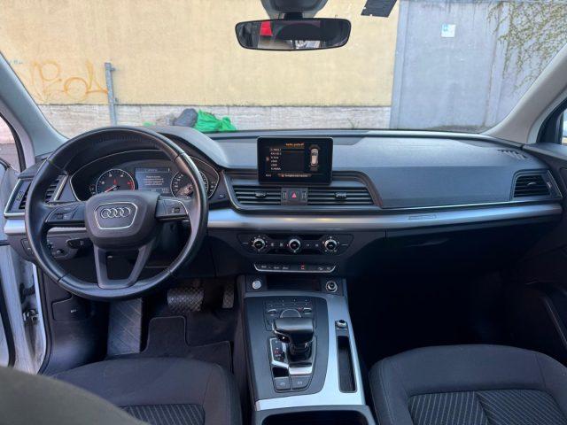 AUDI Q5 2.0 TDI QUATTRO S tronic Bus. Design