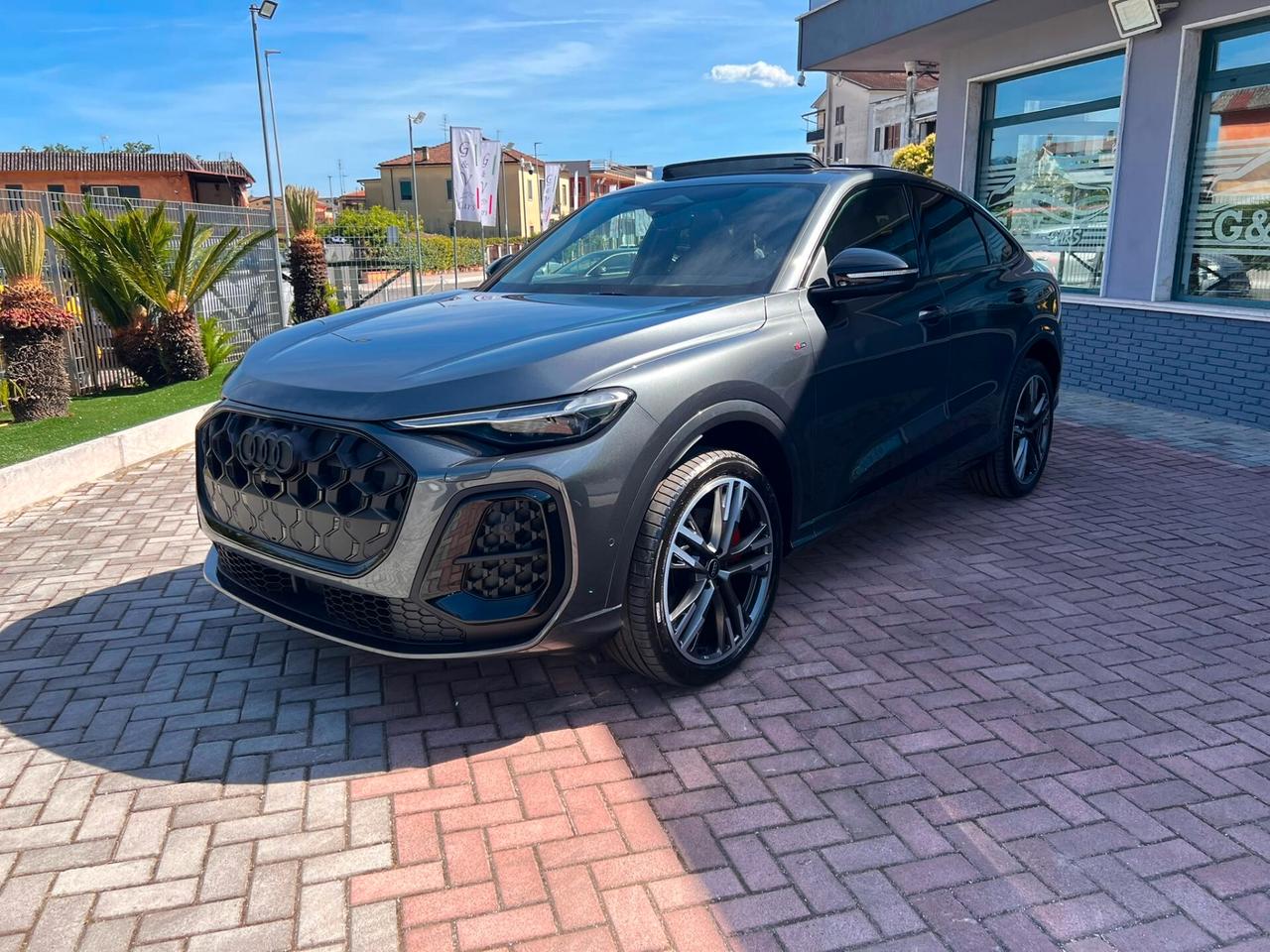 Audi Q5 SPORTBACK 2.0TDI 204CV S-LINE *3 SCHERMI*PANORAMA*MATRIX