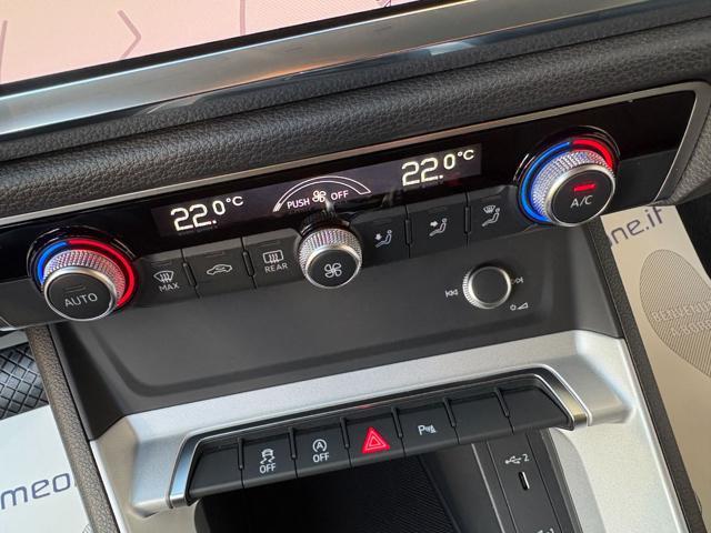 AUDI Q3 35 2.0 TDI S tronic Business Advanced COCKPIT