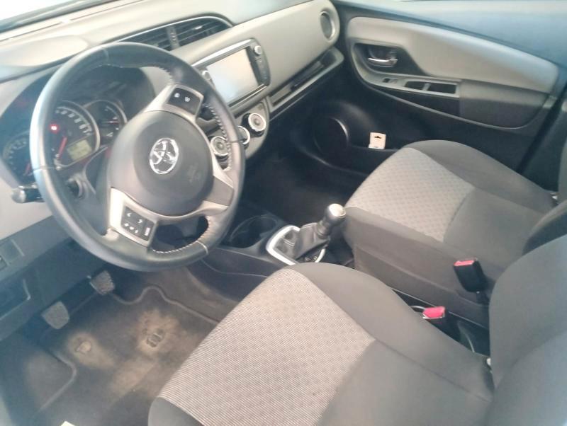Toyota Yaris 5 Porte Yaris 5p 1.0 Cerchi Camera