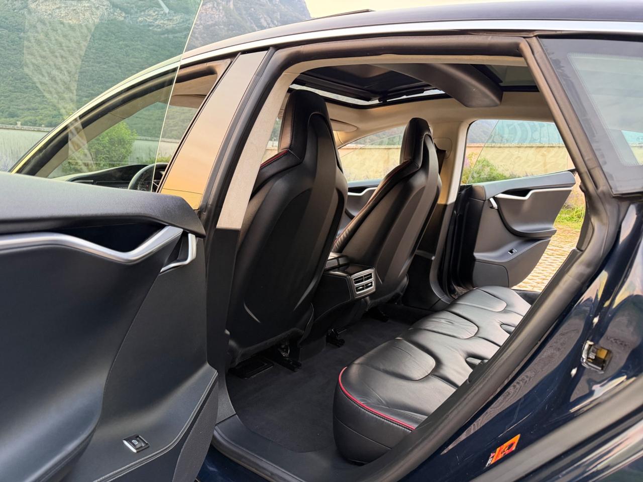 Tesla Model S P85,,RICARICA GRATIS A VITA SC01”