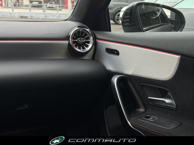 MERCEDES-BENZ A 200 d Automatic AMG Line Premium