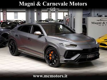 Lamborghini Urus PERFORMANTE|SPECIAL PAINT|AKRAPOVICH|FULL CARBON|