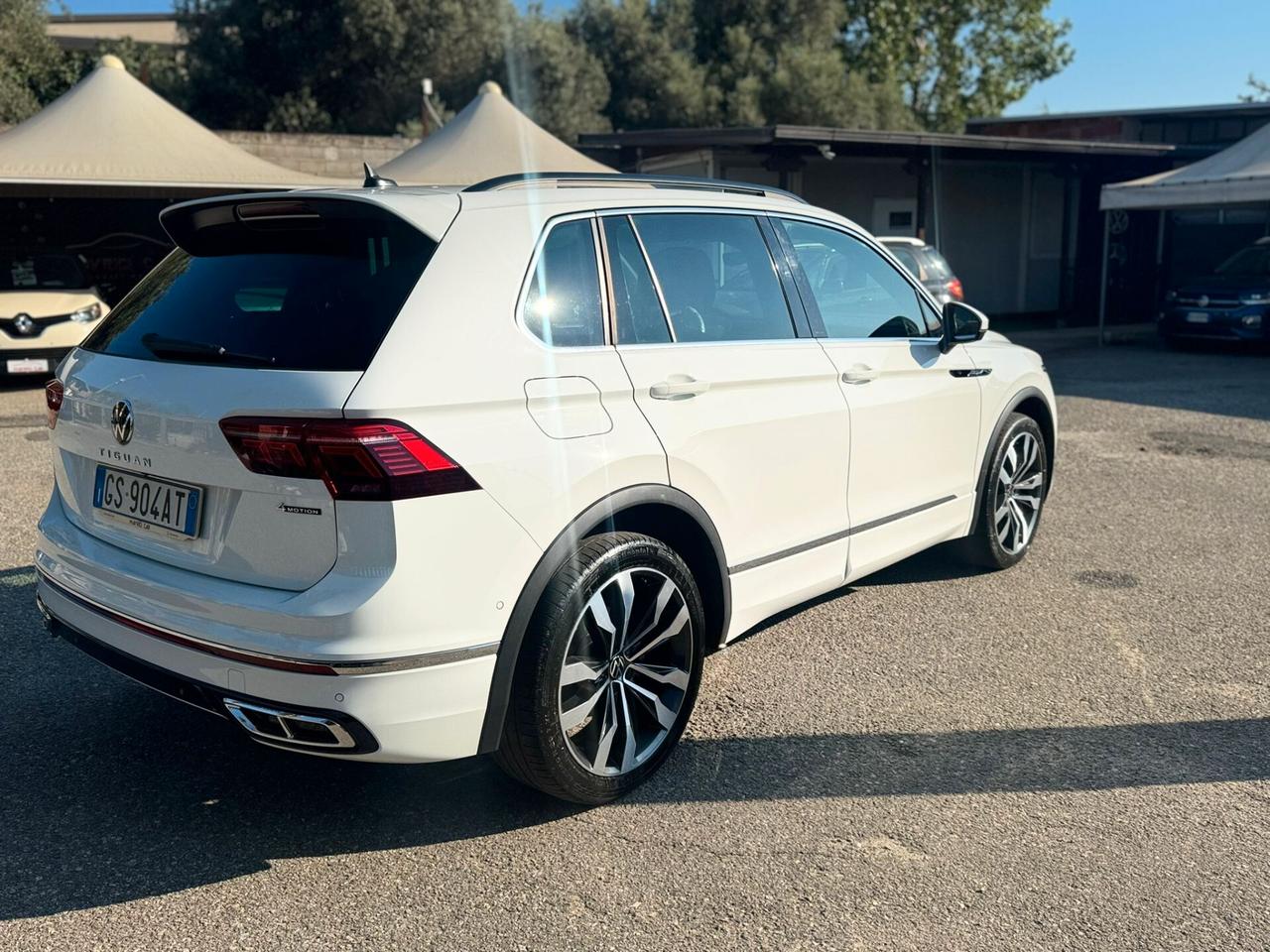 Volkswagen Tiguan R line 2.0 TDI 200 CV SCR DSG 4MOTION R-Line