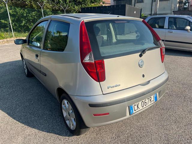 FIAT Punto 182,132km Bellissima 1.2 16V 3 porte Dynamic