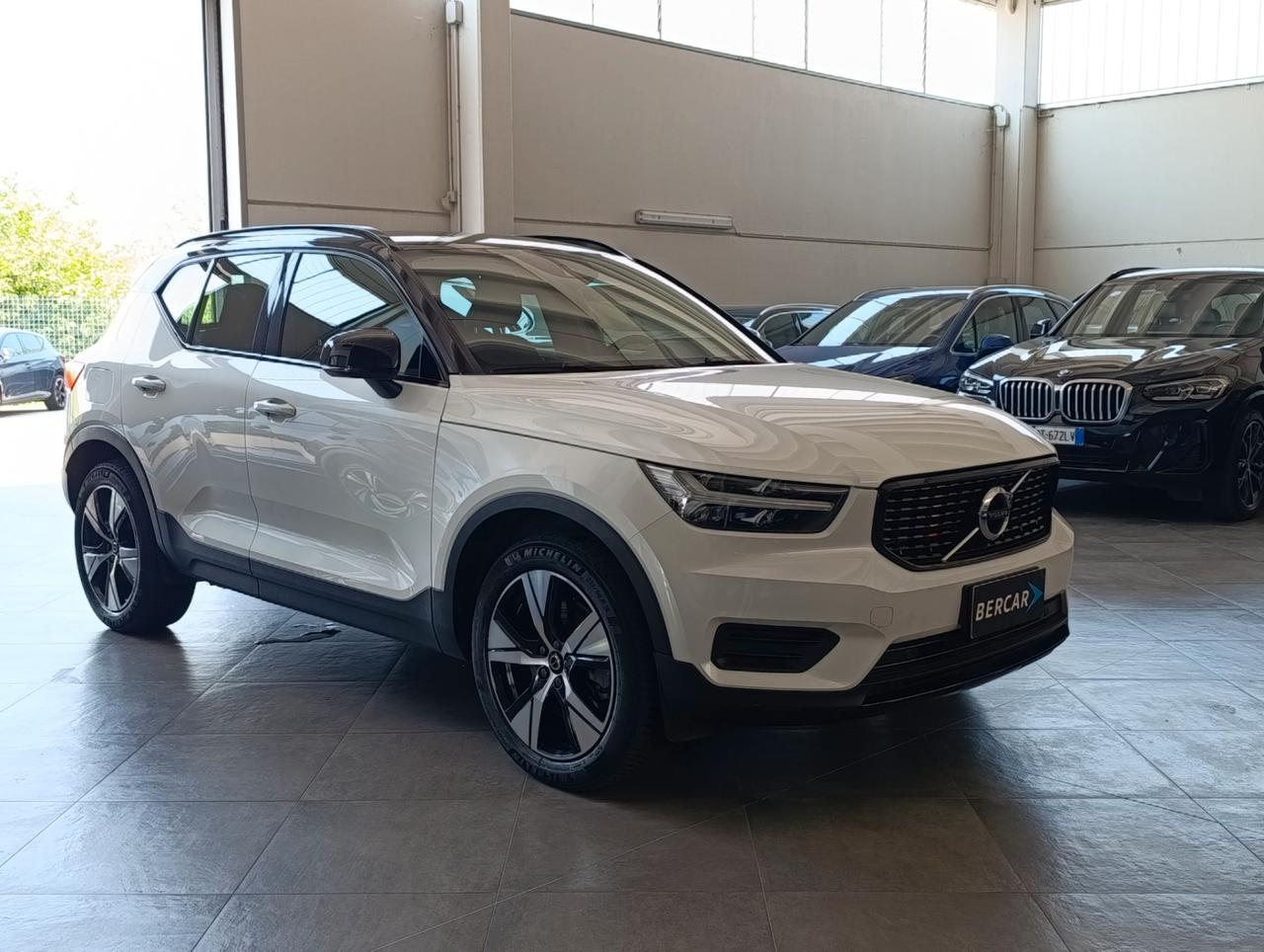 Volvo XC40 1.5 t4 phev R-design auto my21