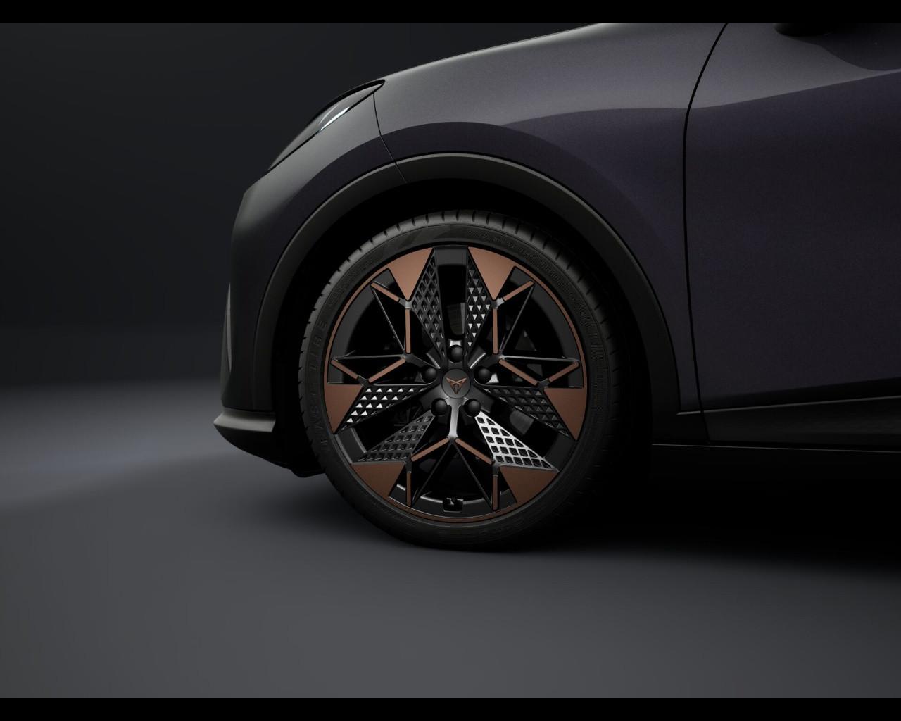CUPRA CUPRA Raval Edge Plus 52 kWh 155 kW (211 CV) Elettrica Rapporto singolo FWD
