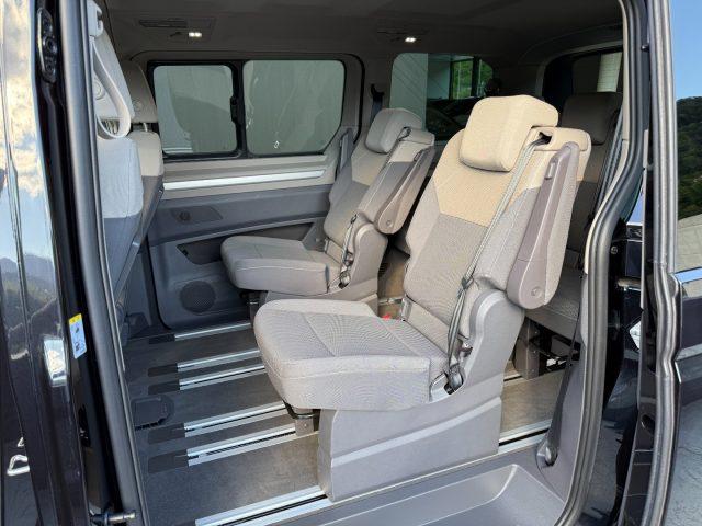 VOLKSWAGEN Multivan 1.5 PHEV DSG 4Motion Life Matrix 18" 7P Camera