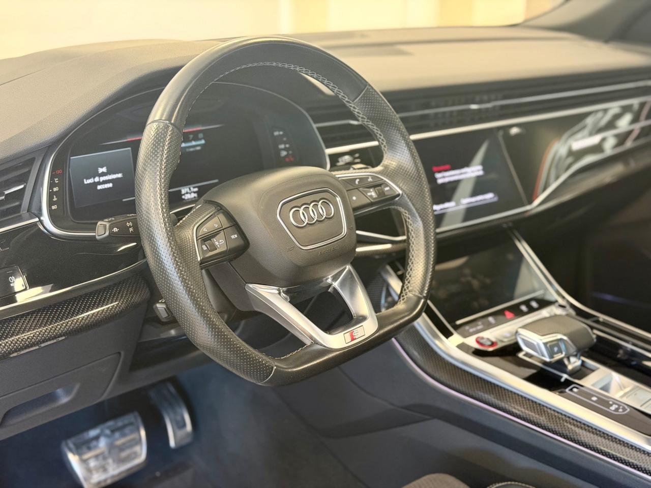 Audi Q8 SQ8 TFSI quattro tiptronic sport attitude
