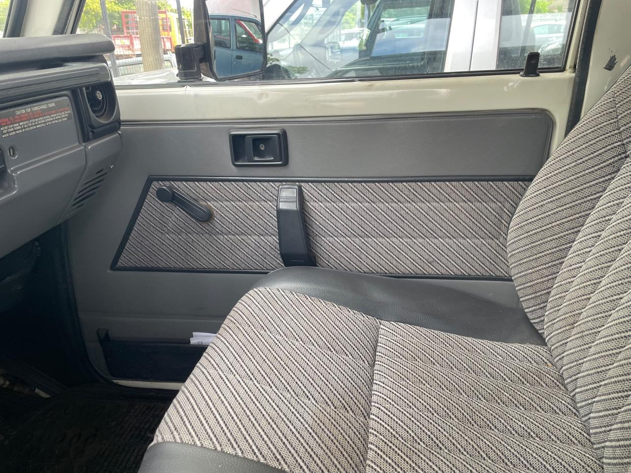 Toyota Land Cruiser II 2.4 turbodiesel SW LJ70 LX