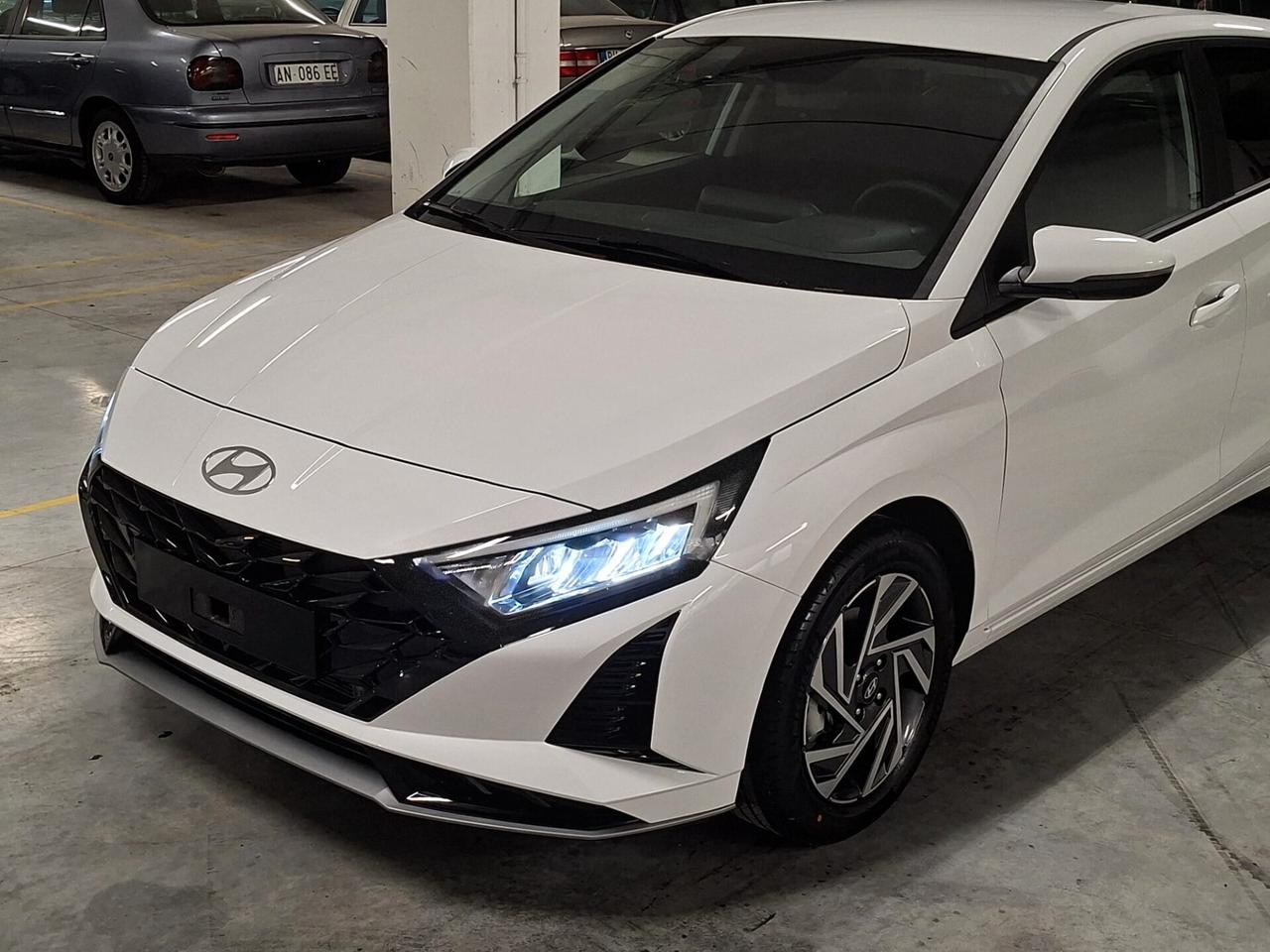 Hyundai i20 1000 T-GDi Connectline DCT Automatica Km. 0