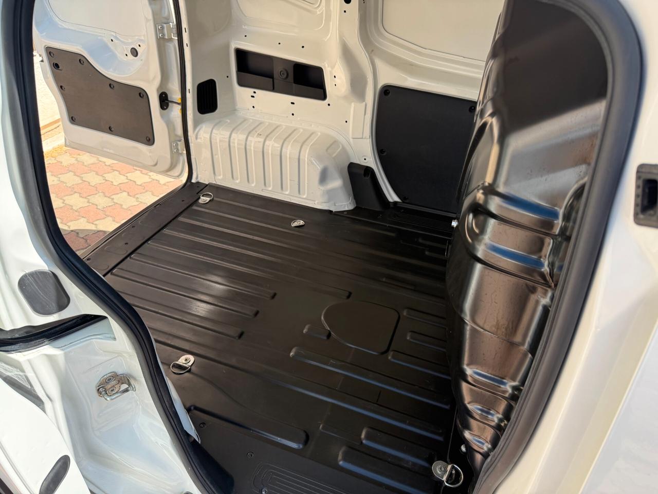 FIAT FIORINO 1.3 Multijet 95 CV E6d-temp SX Vettura Furgonata 4-door