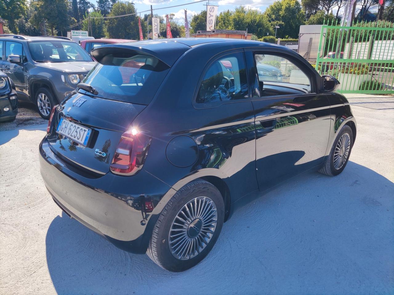 Fiat 500 Icon Berlina 42 kWh