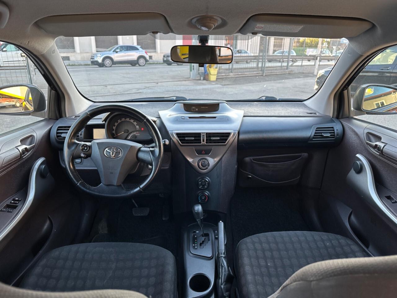 Toyota iQ 1.0 Multidrive Versione Lancio