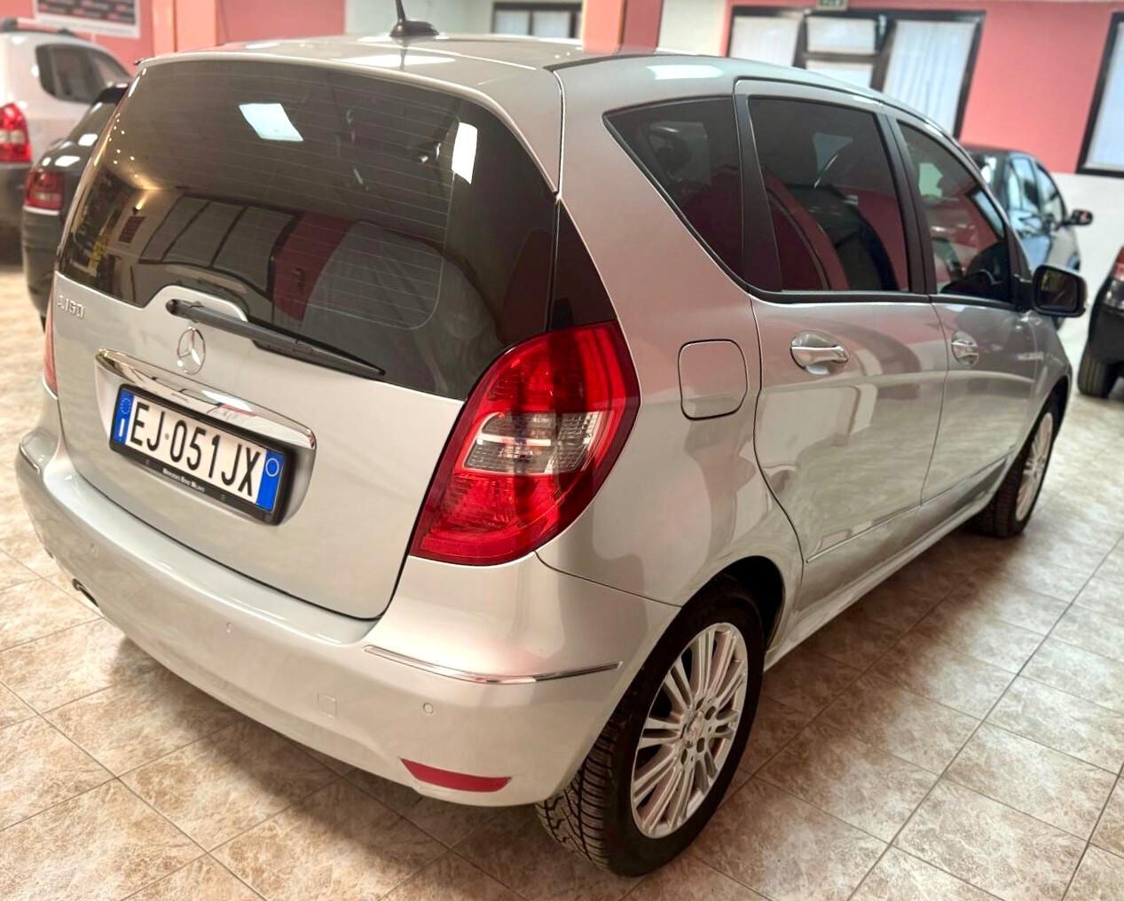 Mercedes-benz A 160 benzina €5 OK NEOPATENTATI solo 75.000km!!!
