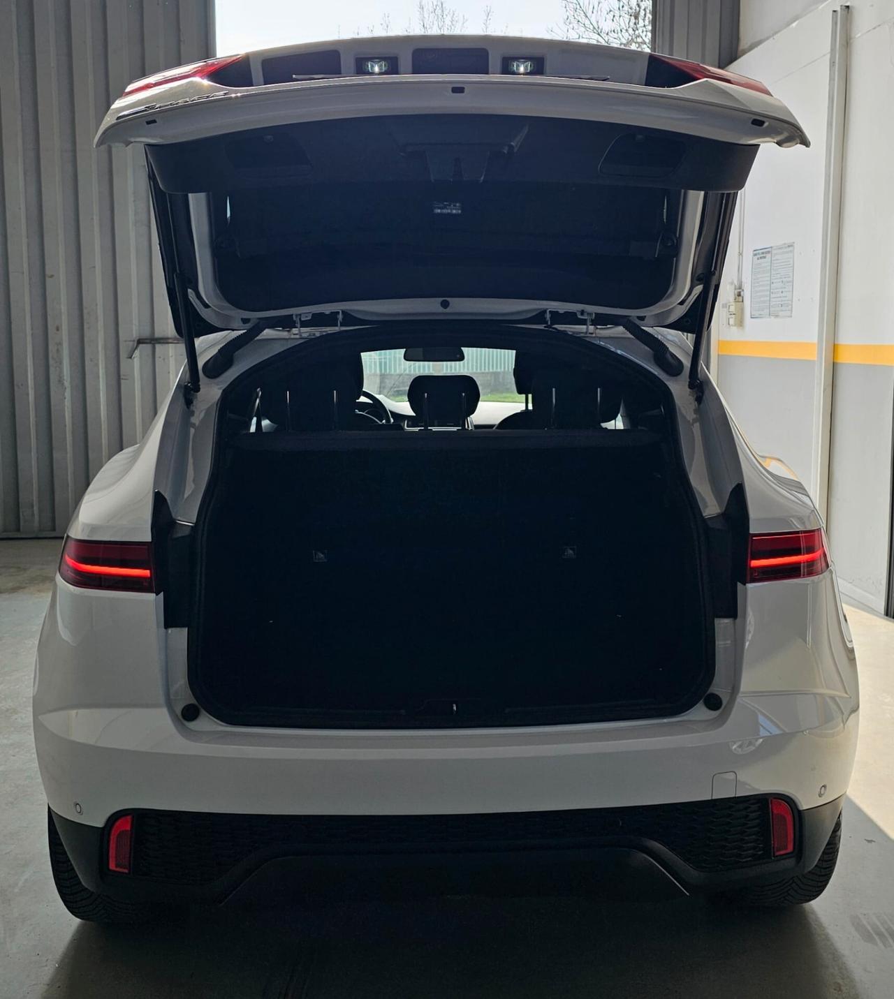 Jaguar E-Pace 180 CV AWD R-Dynamic S