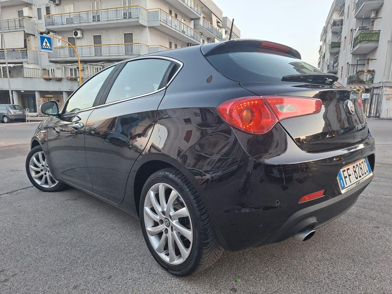 Alfa Romeo Giulietta 1.6 JTDm Super * Navi * Garantita 12 Mesi