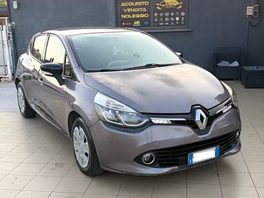 Renault Clio 1.2 75CV GPL 5 porte Live Garanzia 12 Mesi