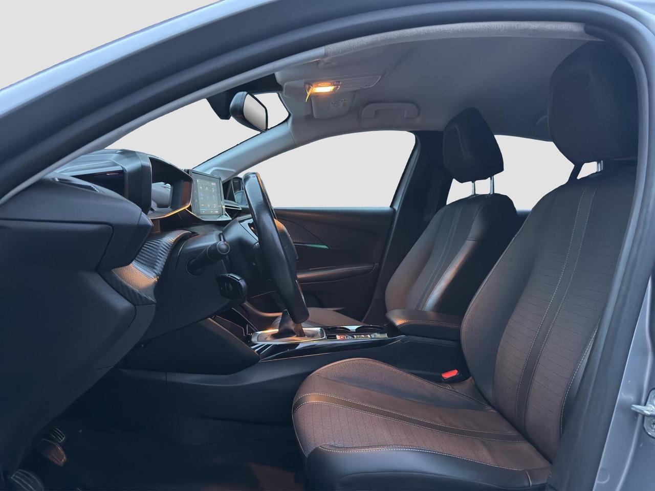 Peugeot 208 1.5 BlueHDi 100cv Allure Pack 2023