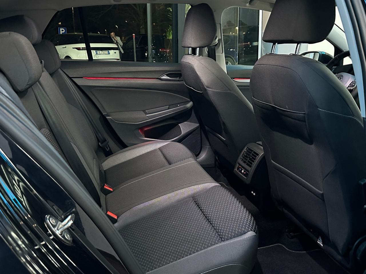 Volkswagen Golf 2.0 TDI SCR Style