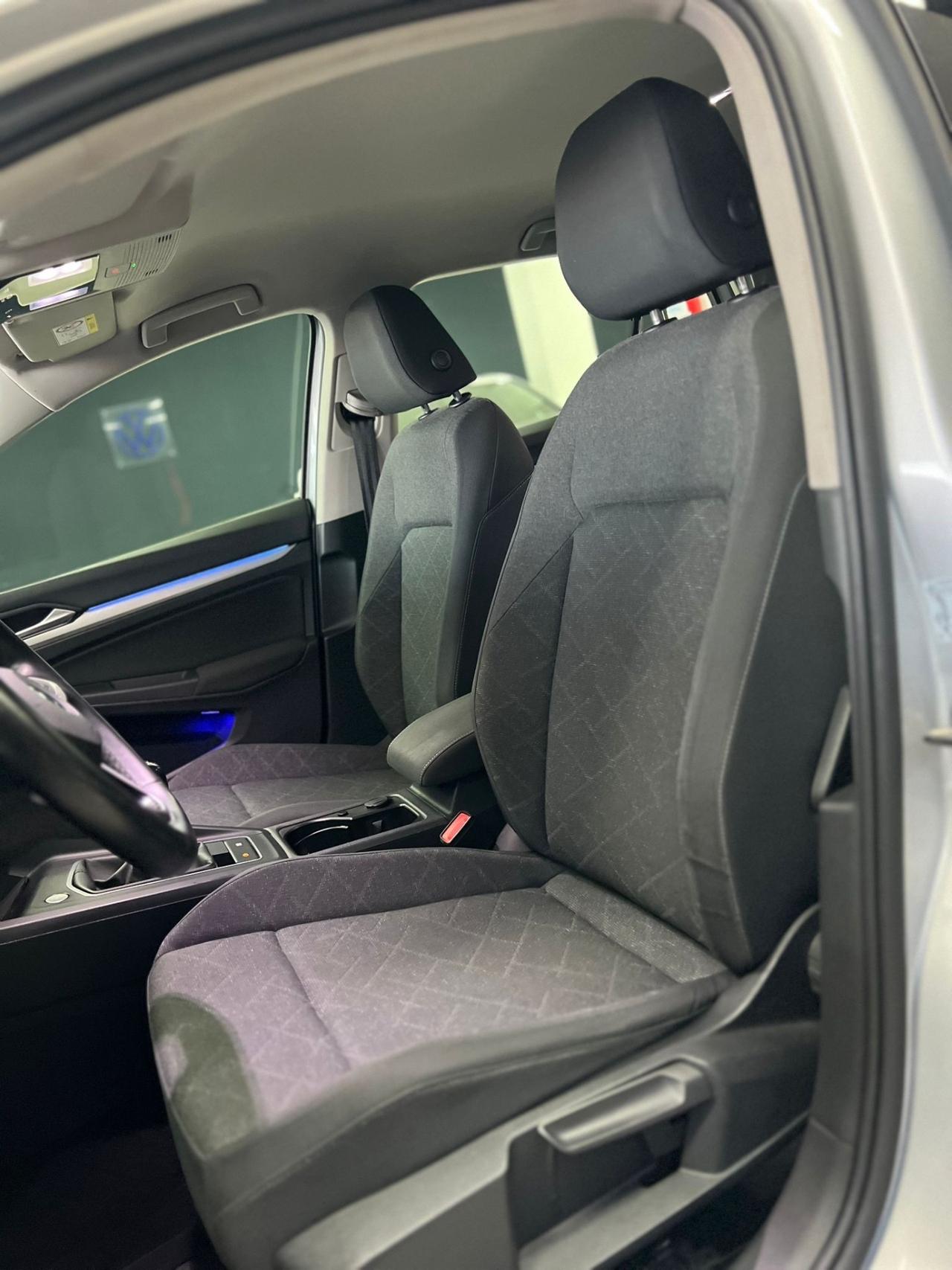 Volkswagen Golf 2.0 TDI SCR Style