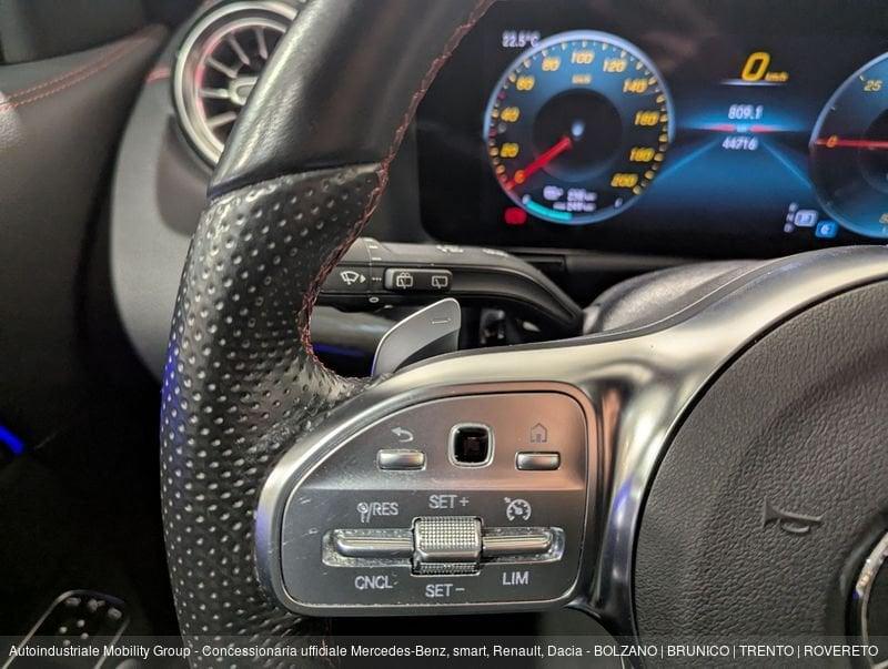 Mercedes-Benz EQA 250 + PREMIUM AUTOMATIC
