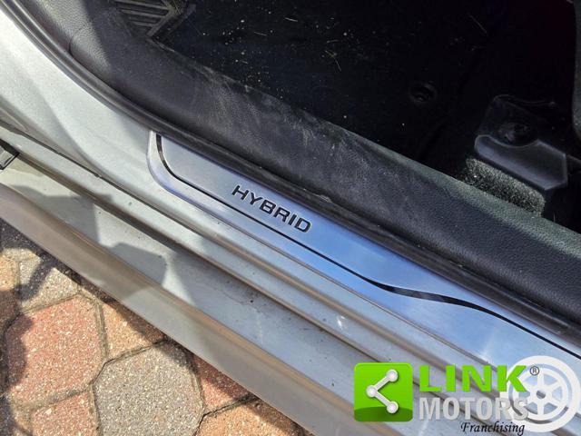TOYOTA Yaris 1.5 Hybrid CVT Trend