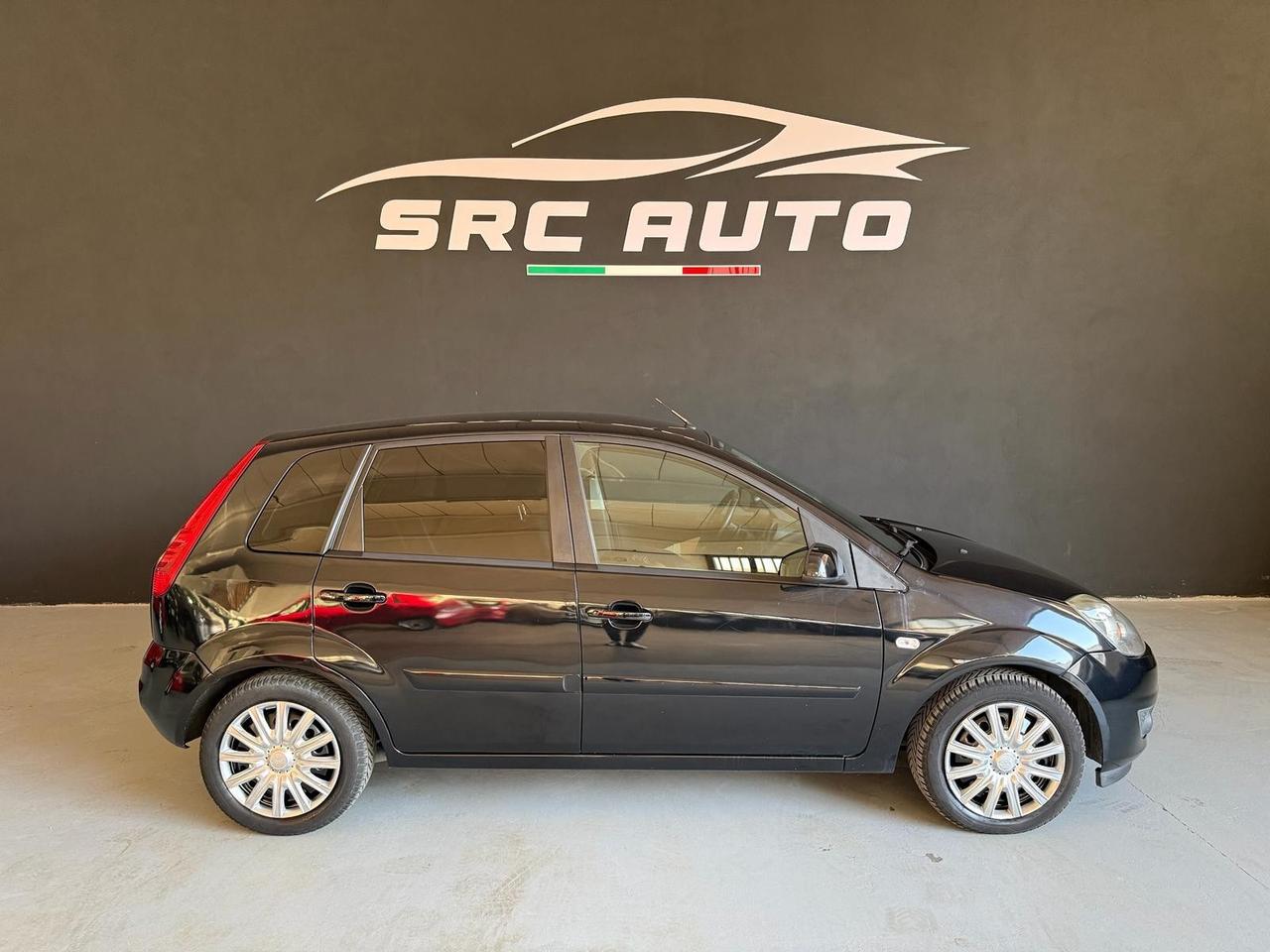 Ford Fiesta 1.4 TDCi 5p. Ghia