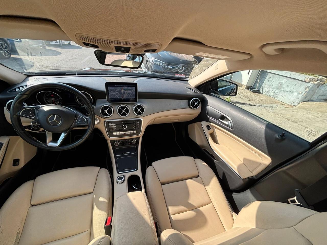 Mercedes-benz GLA 200d Sport
