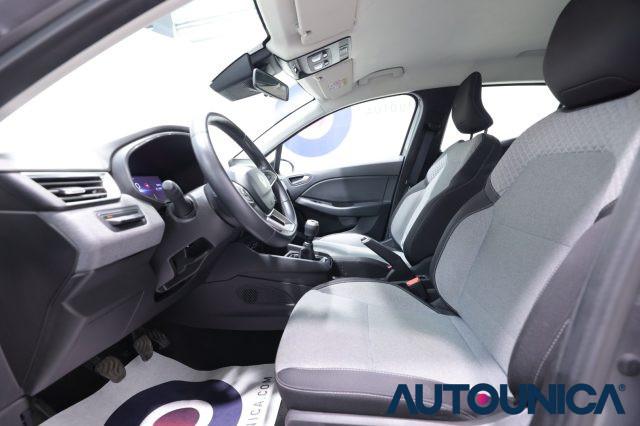 RENAULT Clio SCE 65 CV 5 PORTE EVOLUTION FARI LED NEOPATENTATI
