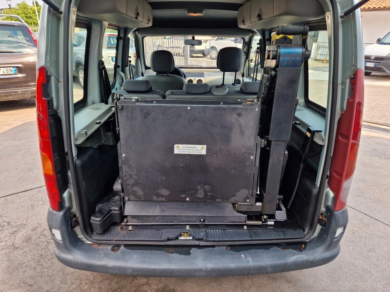 Renault Kangoo 1.2 16V TRASPORTO DISABILI