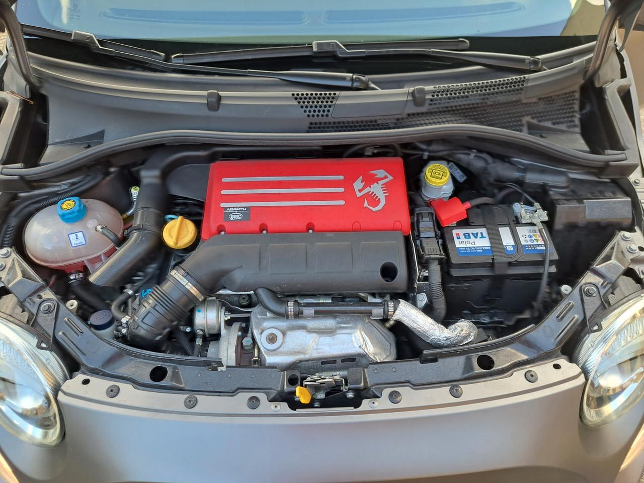 Abarth 595 C 1.4 Turbo T-Jet 180 CV Esseesse competizione